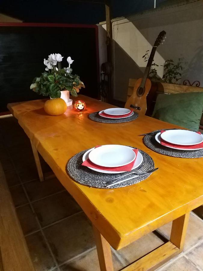La Casa De Huespedes Apartman La Pobla de Vallbona Kültér fotó